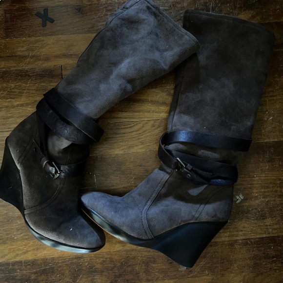 You by Crocs Dark Brown Suede Tall Boots Wedge Heels Womens 8 - Picture 1 of 7